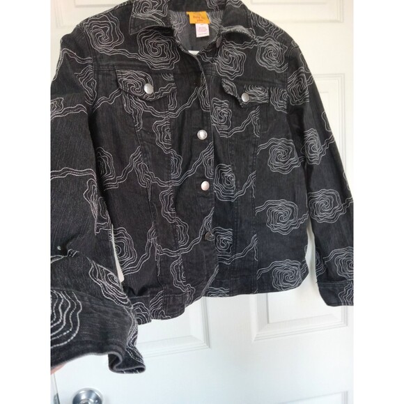 Ruby Rd Black Denim Jacket Rounded Edge Embroidered Abstract Design Size 16P EUC - Picture 4 of 6